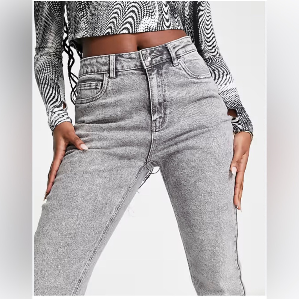 7 FOR ALL MANKIND ACID WASH JEANS - Picture 2 of 7